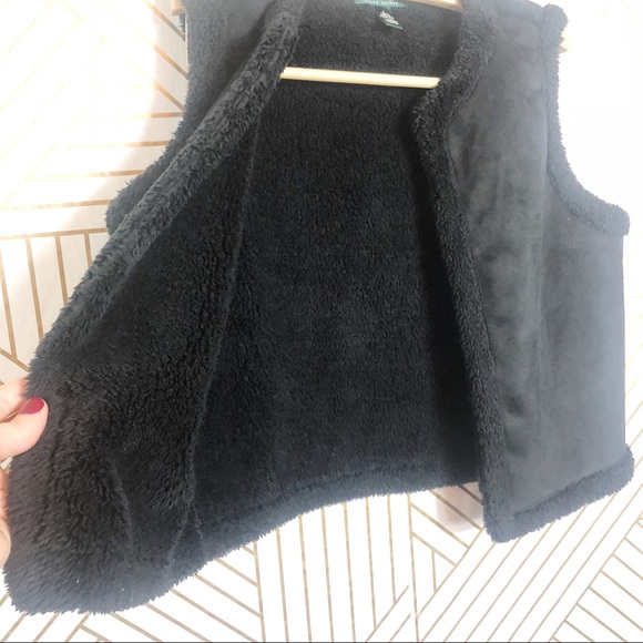 Ralph Lauren | Soft Fuzzy Black Vest - Picture 3 of 4